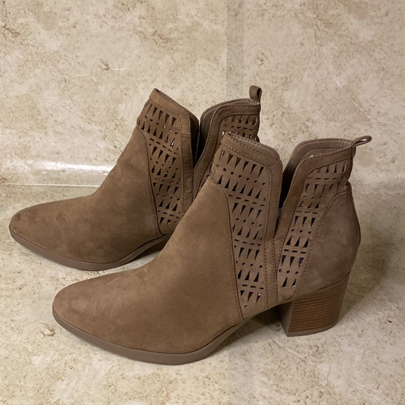 Mark suede like booties size 11 - Picture 3 of 5